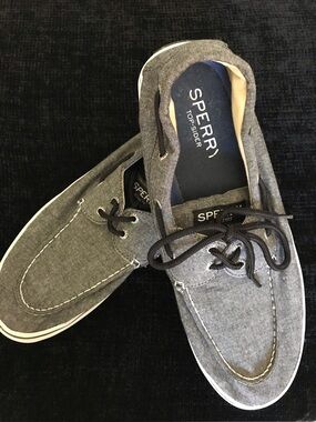 Sperry (Top Sider)
